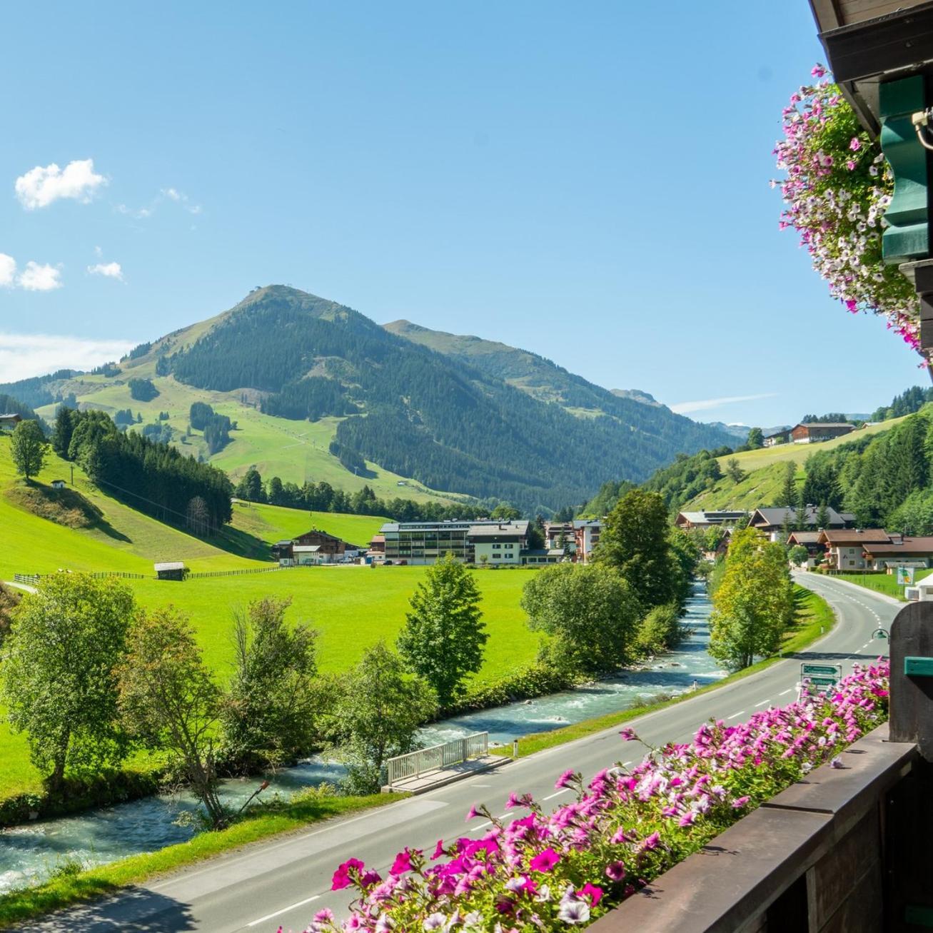 Villa Austria Saalbach Exterior photo